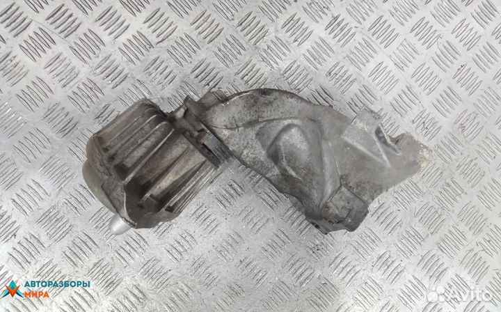 Подушка двигателя дизельная Mercedes-Benz C-Класс