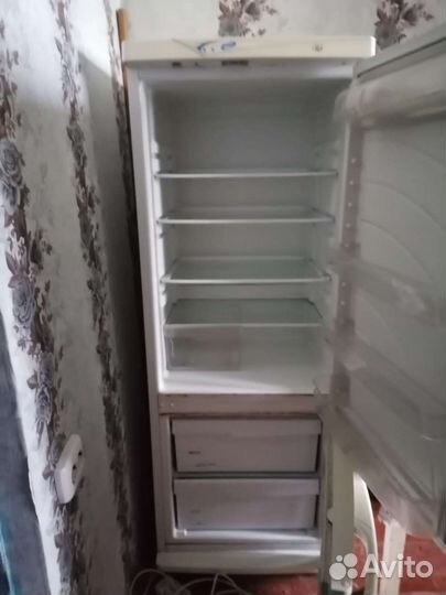 Холодильник на запчасти