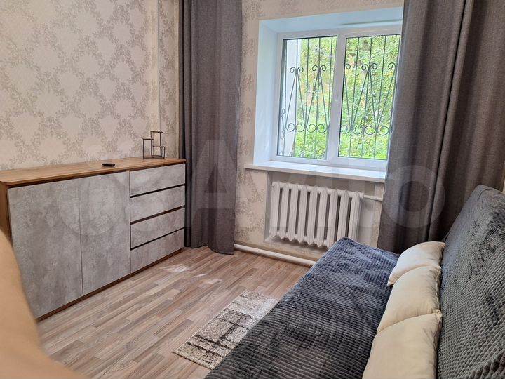 Комната 13 м² в 3-к., 1/4 эт.