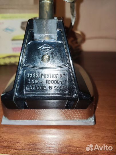 Электроутюг с терморегулятором СССР