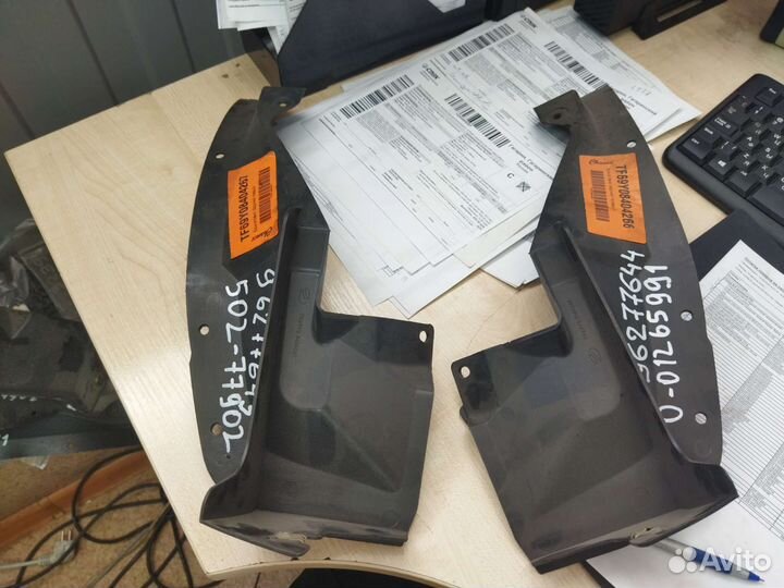 Подкрылок задний левый Chevrolet Lanos 04-10/ ZAZ