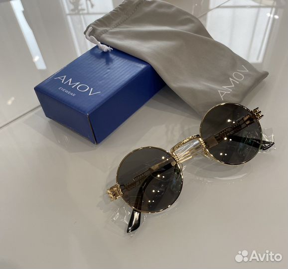 Солнечные очки женские