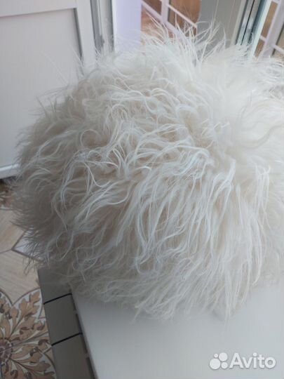 Продам новую папаху из натуральной шерсти