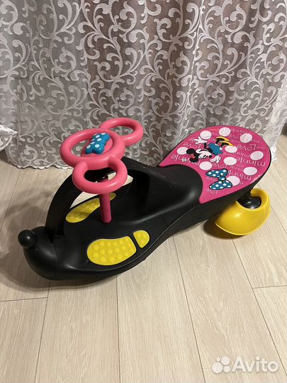 Машинка-каталка disney -минни маус