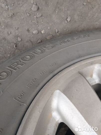 Achilles 122 265/70 R16 112T