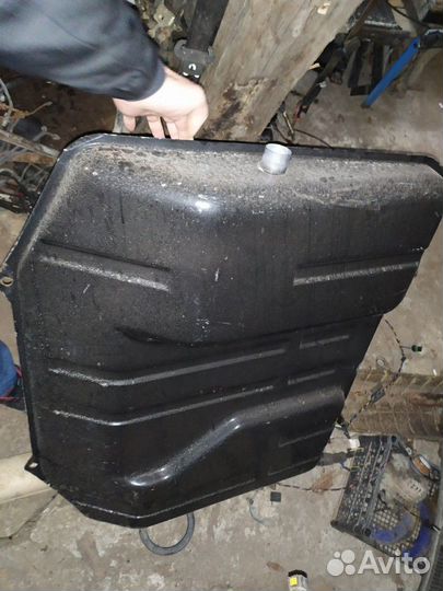 Топливный бак для Нивы,Шевроле Нива