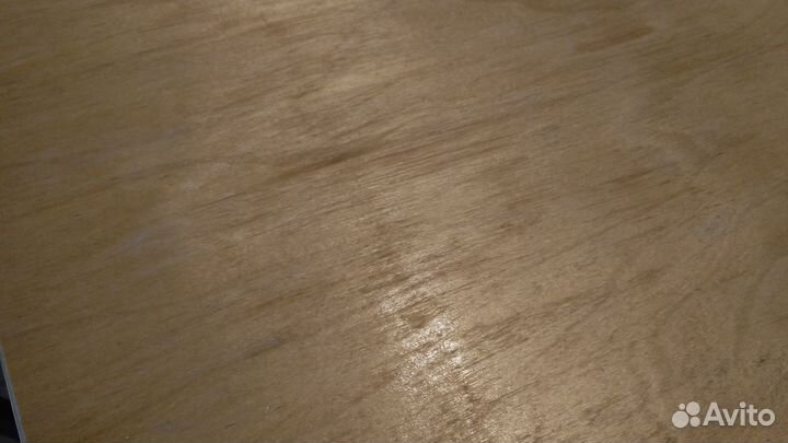 Стол 75*75см высотой 73см