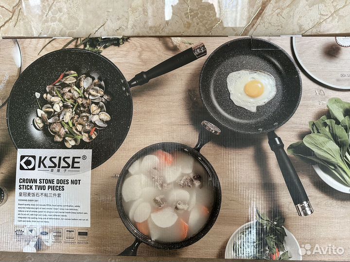 Набор кастрюль и сковородок