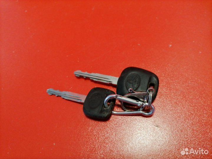 Замок зажигания Toyota Corolla ZZE120L 4ZZ-FE 2003