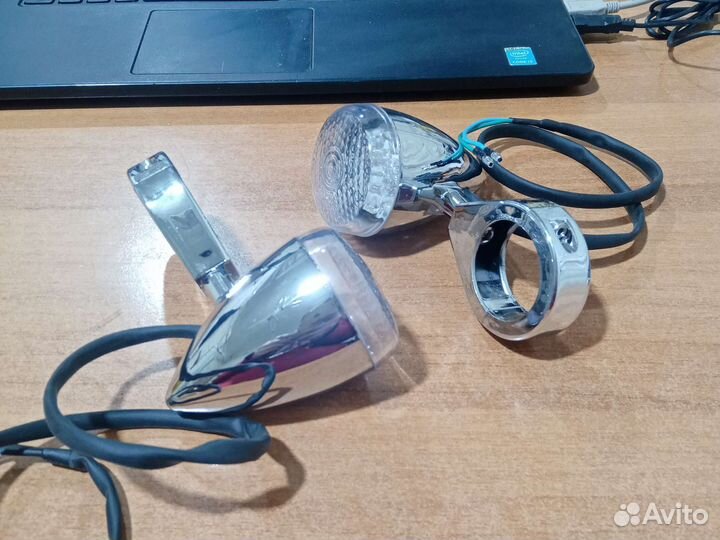 Указатели поворота перед мото