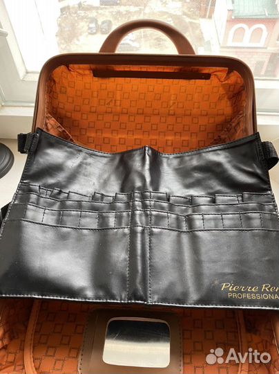 Бьюти кейс на чемодан