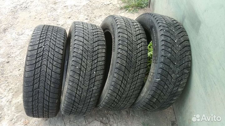 Roadstone Winguard Ice Plus 185/60 R15