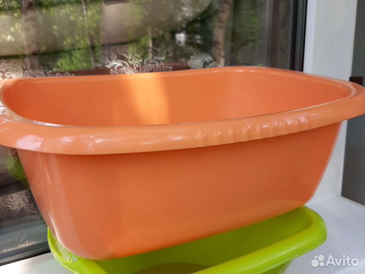 Тазы из хорошего пластика б/у