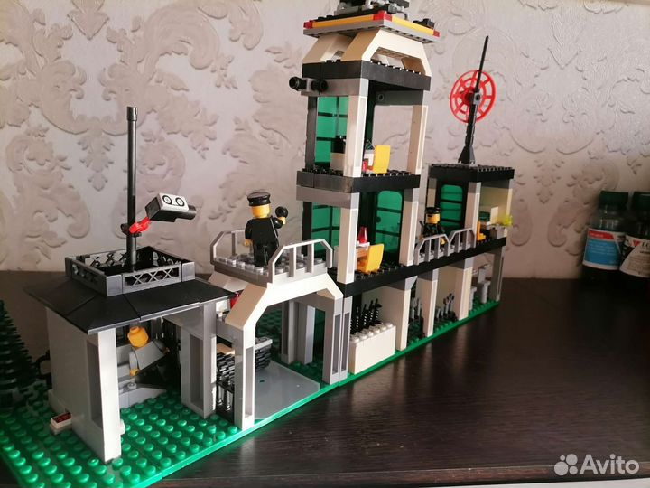 Полицейский участок конструктор Brick