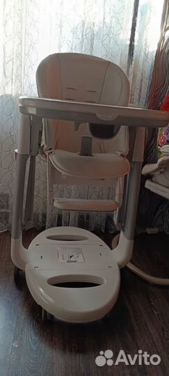 Кормильный столик Peg-Perego