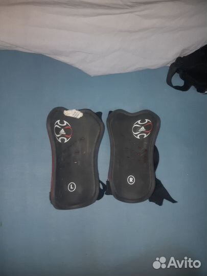 Щитки футбольные adidas