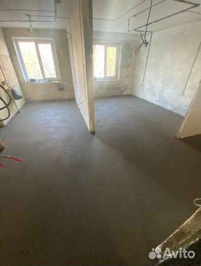 Механизированная полусухая стяжка пола за 1 день