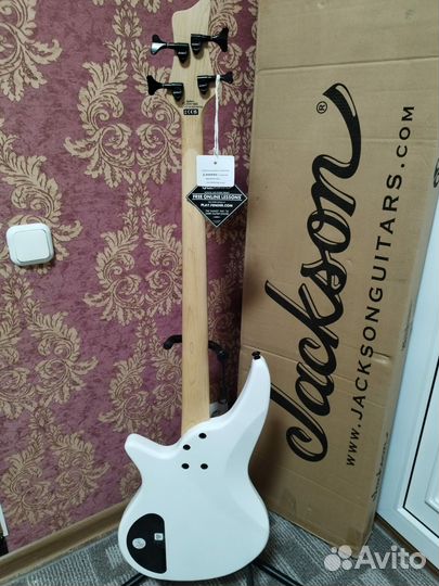 Бас гитара Jackson Spectra Bass JS2 Snow White