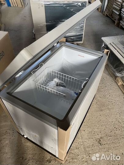 Морозильный ларь 350 литров с крышкой