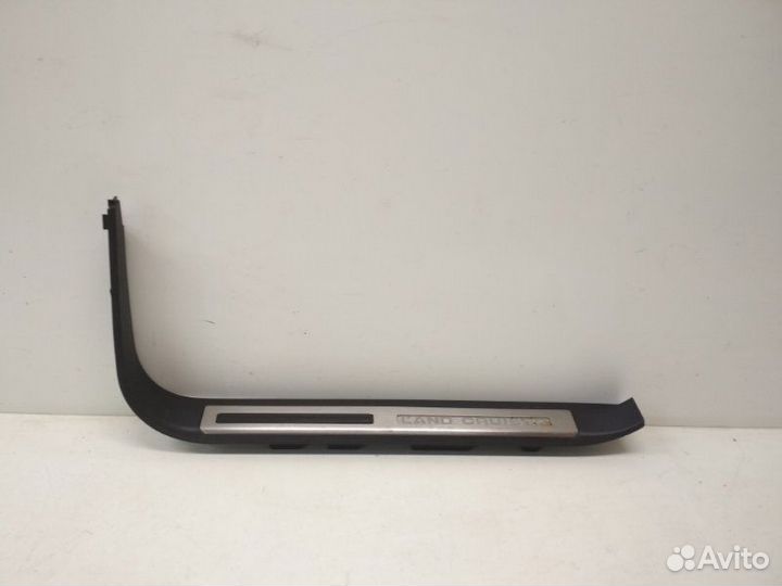 Накладка порога внутренняя передняя левая Toyota