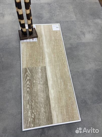 Кварц виниловый ламинат