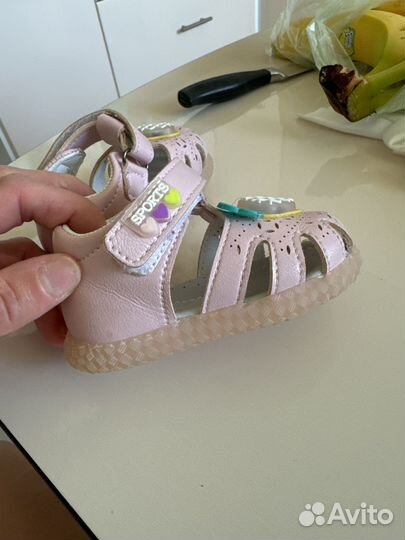 Сандалии для девочки