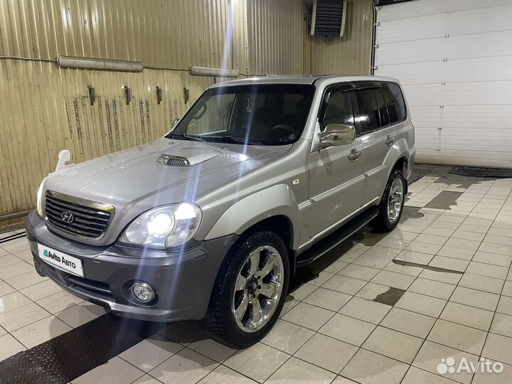 Hyundai Terracan 2.5 AT, 2003, 260 000 км
