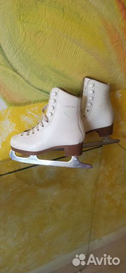 Коньки фигурные детские