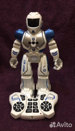 Игрушка робот радиоуправляемый Xtrem Smart Bot