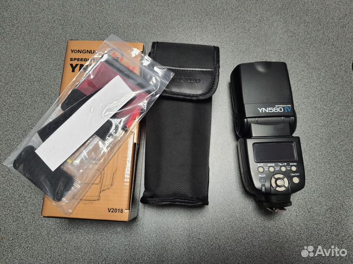 Вспышка yongnuo 560 iv