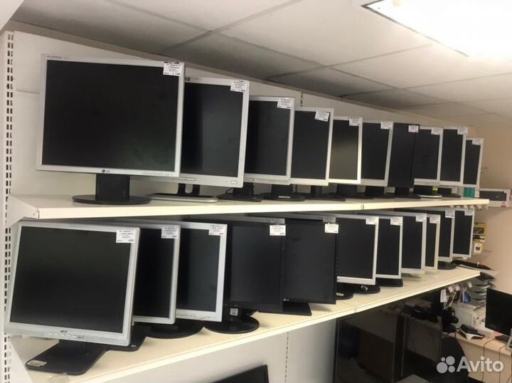 Монитор б/у большой выбор