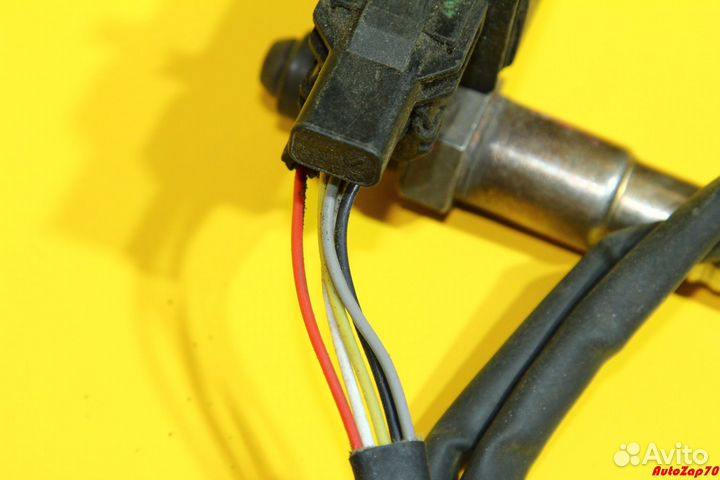 VAG Датчик кислородный передний