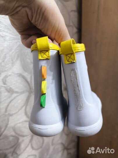 Детские резиновые сапожки