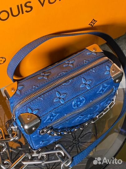 Мессенджер Louis Vuitton