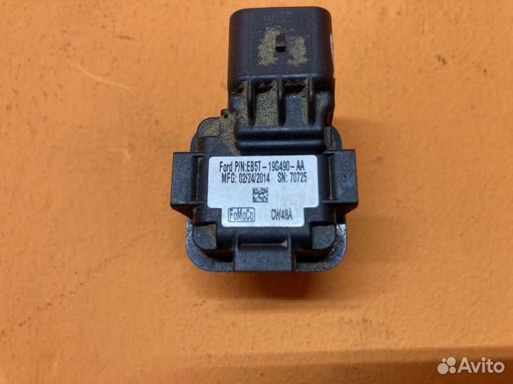 Камера заднего вида Ford Explorer U502 3.5 2014