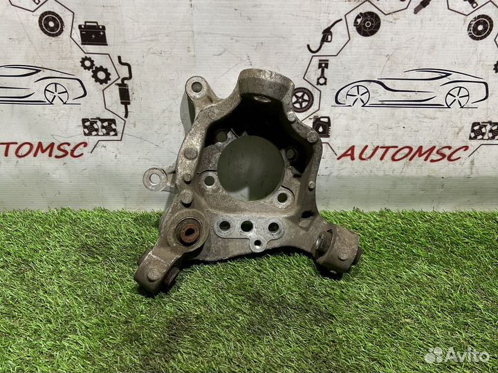 Кулак поворотный задний правый Infiniti FX QX70