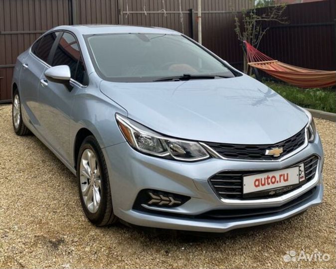 Накладки замков Шевроле Круз 2016-2018