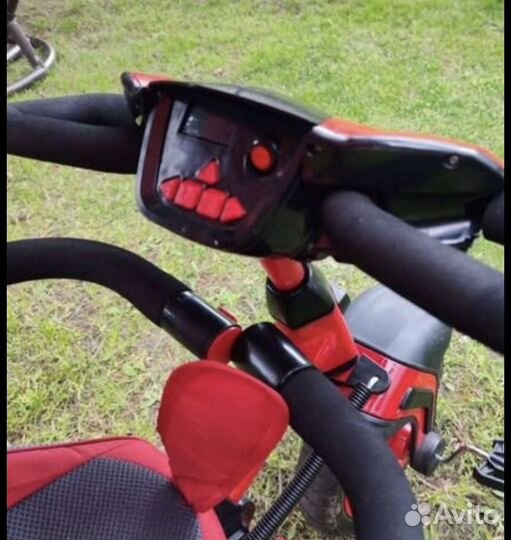 Велосипед трехколесный lamborghini