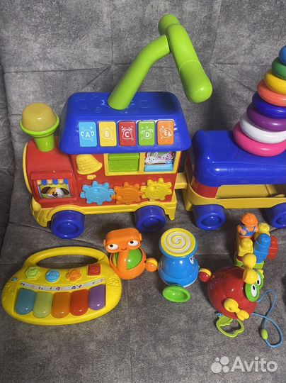 Развивающие игрушки пакетом