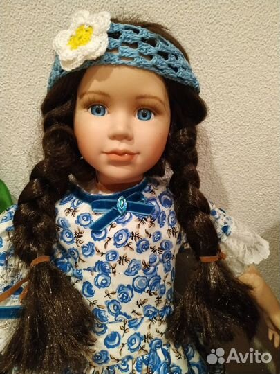 Фарфоровая кукла Веста