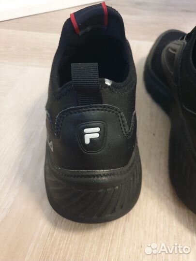 Кроссовки мужские fila 39