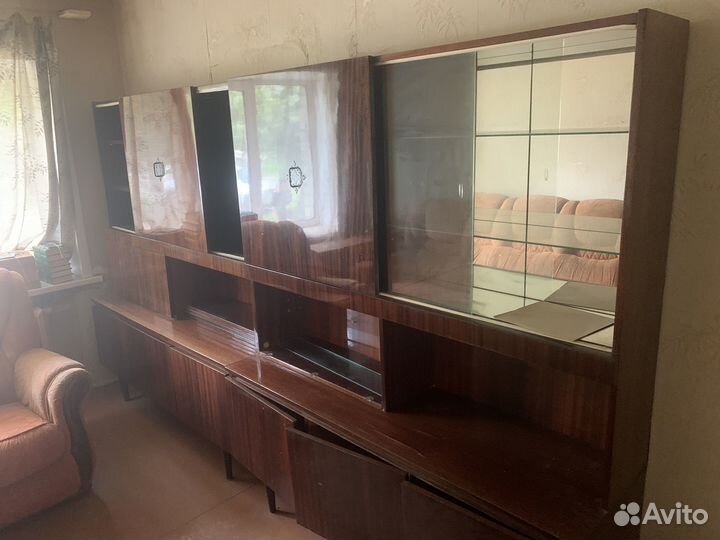 Мебель стенка, комод, стол, тумба