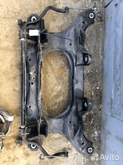 Подрамник задний Range Rover Evoque L538