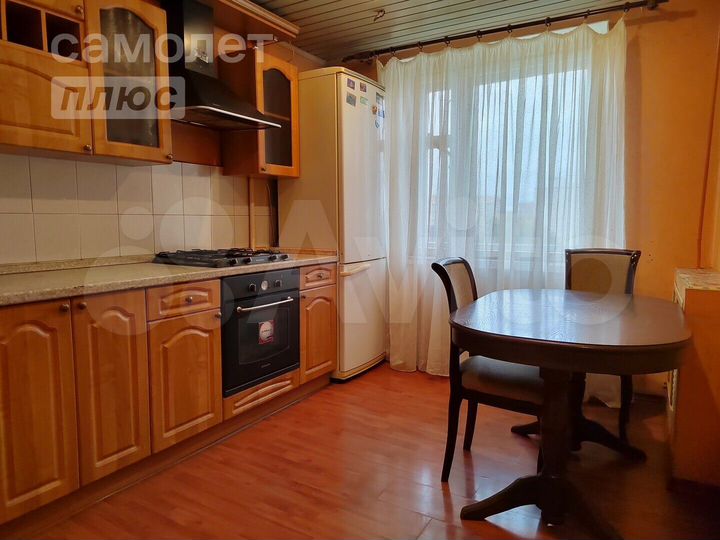 3-к. квартира, 64 м², 5/9 эт.