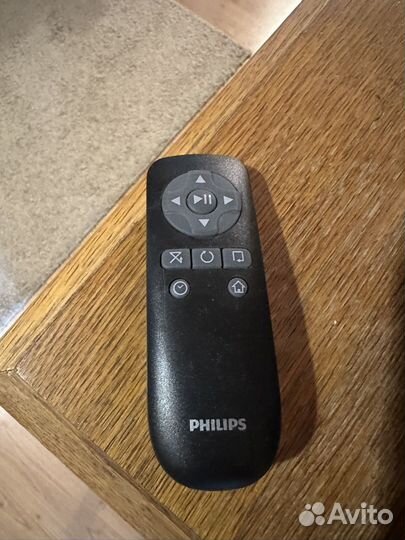 Робот пылесос philips