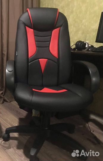 Компьютерное кресло игровое