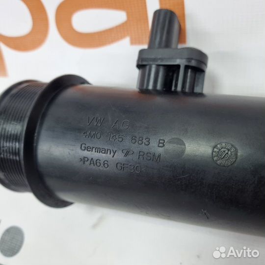 Патрубок интеркулера Audi Q8 2019