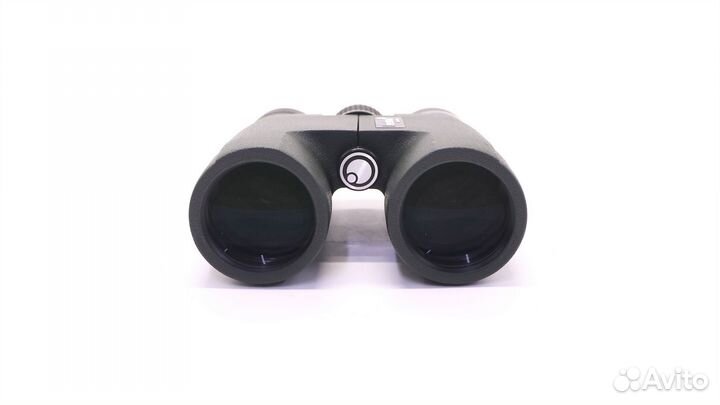 Бинокль Levenhuk Karma PRO 16x42 в упаковке