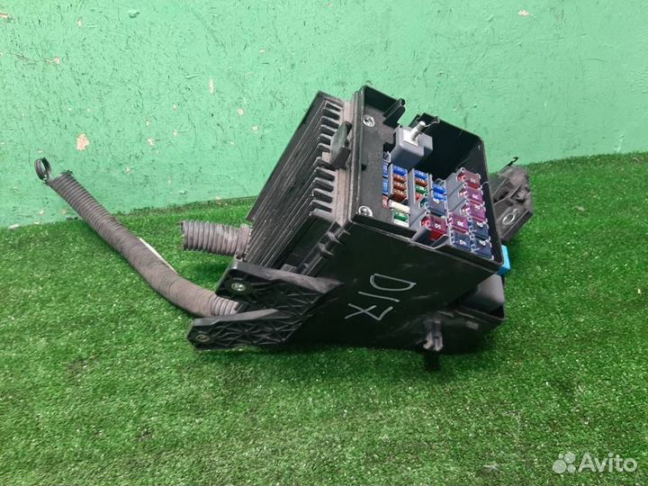 Блок предохранителей моторный Lexus RX400H 2007