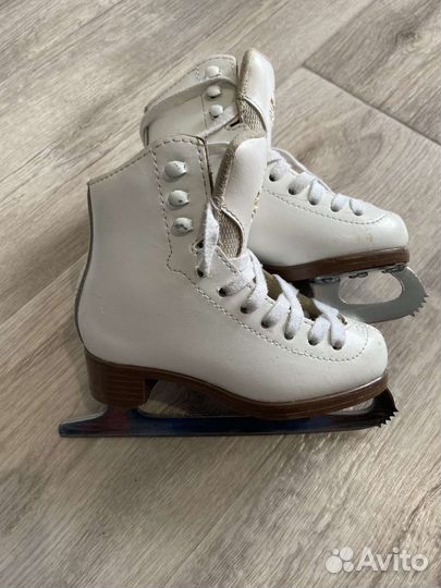 Фигурные коньки Jackson Artist 25-27 размер